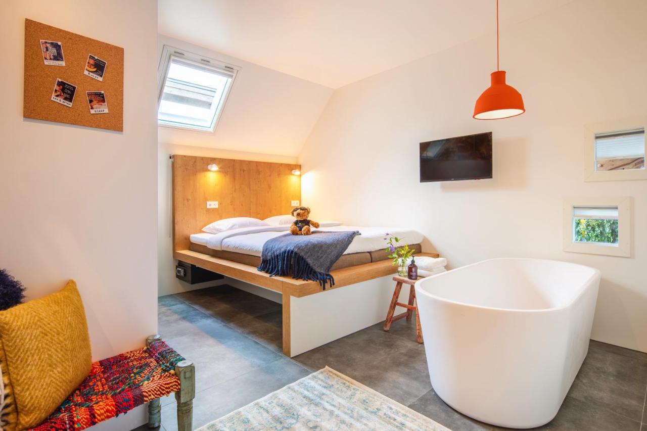 Bunk Hotel Amsterdam Bagian luar foto
