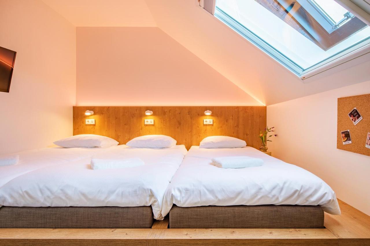 Bunk Hotel Amsterdam Bagian luar foto