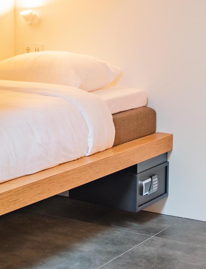 Bunk Hotel Amsterdam Bagian luar foto