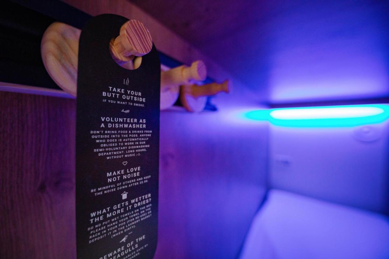 Bunk Hotel Amsterdam Bagian luar foto